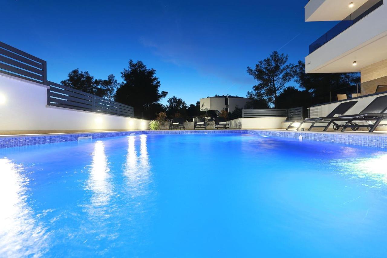 Villa Ankora 2 With Heated Pool بيوغْغاد نا موغو المظهر الخارجي الصورة